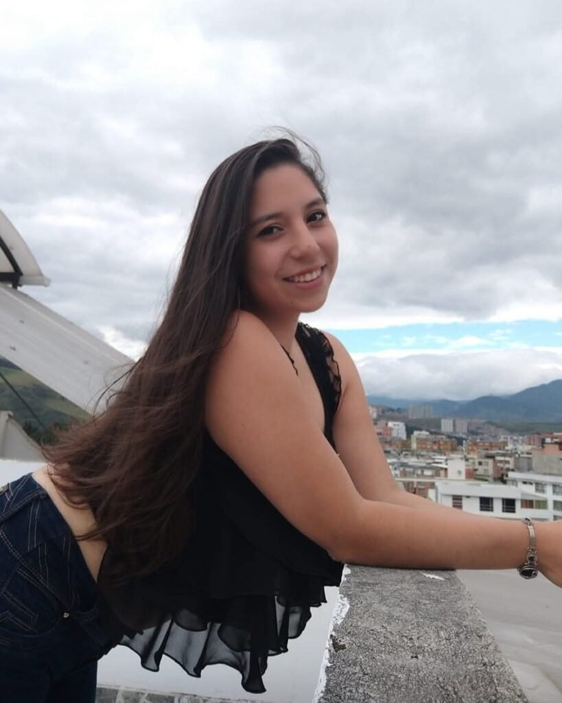 Sobre Nosotros Carolina Rosas