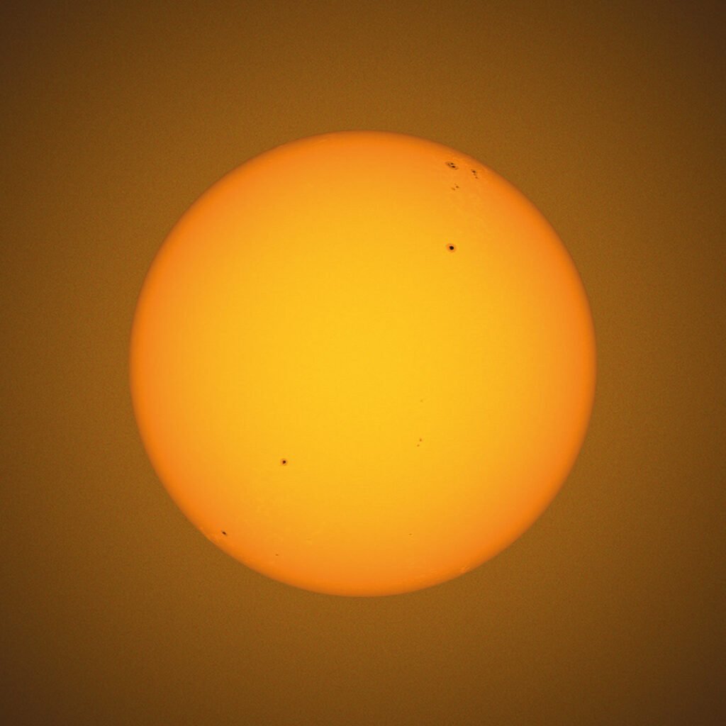Universo en Miniatura sol cuadrado